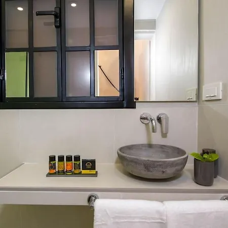 Camara Apartment