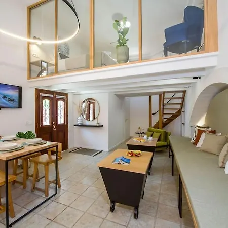 Apartment Camara *