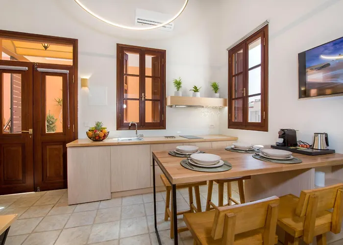 Camara Chania (Crete)