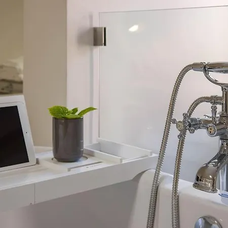 Camara * Hriszí Aktí Haniá