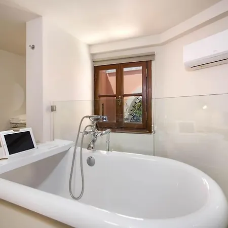 Camara * Hriszí Aktí Haniá