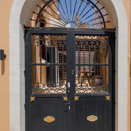 Camara Апартаменти